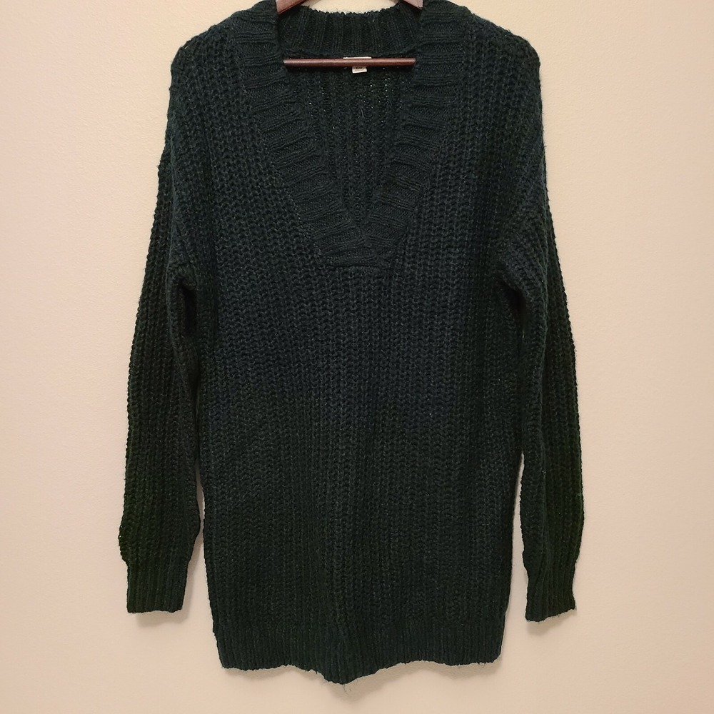 GARAGE Women's Soft Pullover Oversized Sweater Size XS Vneck Green Olive Green